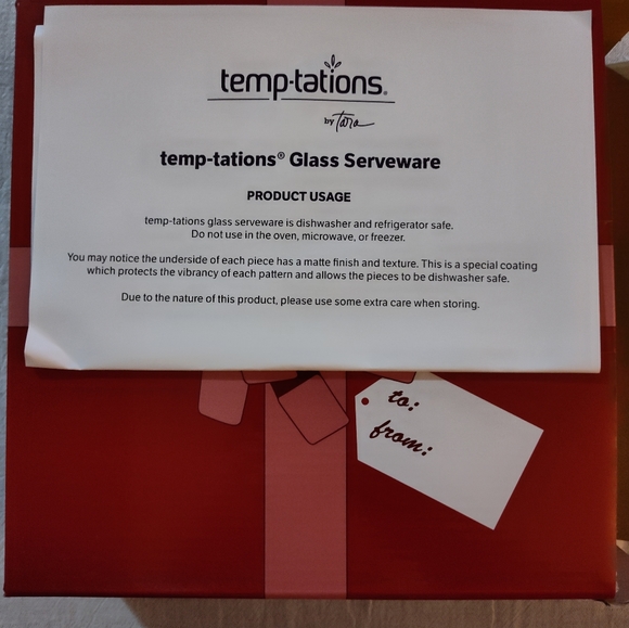 Set of 4 Temptations by Tara Ren and Pink Salad, Dessert Snack plates. - Picture 5 of 15